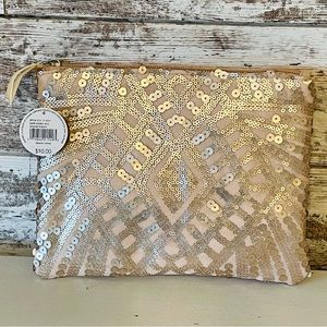 Women’s clutch purse